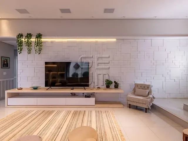 Casa com 300m² 3 quartos e 4 banheiros, à venda, no bairro Esperança em Londrina