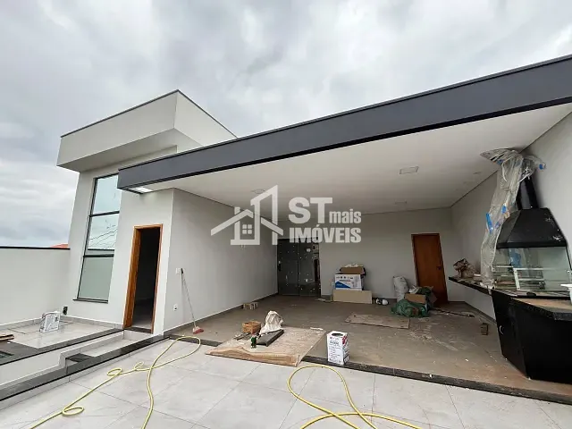 Casa com 200m² 3 quartos e 2 banheiros, à venda, no bairro Santo Antonio de Lisboa em Andradas