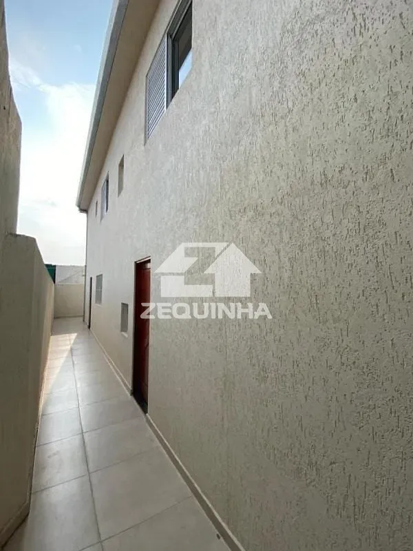 Casa, 4 quartos, 141 m² - Foto 2