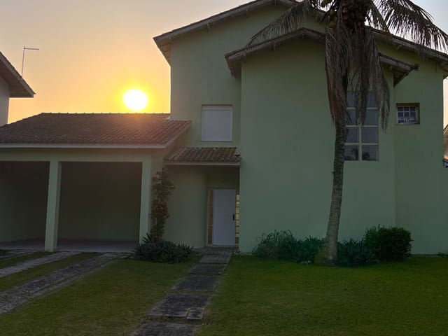 Casa com 529m² 3 quartos e 3 banheiros, à venda, no bairro Centro em Bertioga