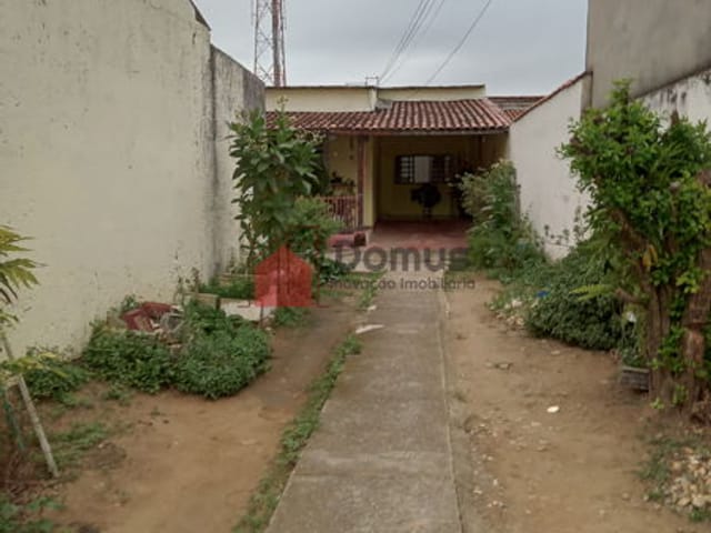 Casa com 300m², à venda, no bairro Parque das Nações em Pindamonhangaba