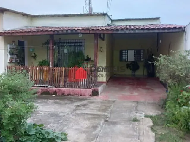 Casa com 300m², à venda, no bairro Parque das Nações em Pindamonhangaba