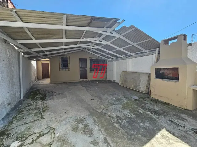 Casa 1 quarto e 1 banheiro, para alugar, no bairro Guaíra em Curitiba