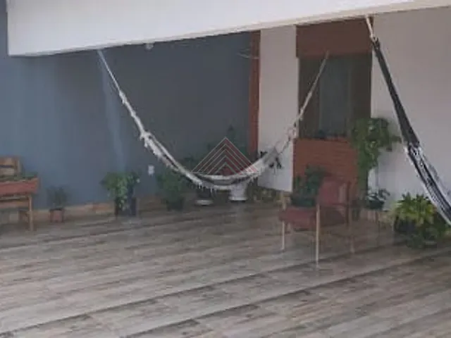 Casa com 269m² 3 quartos e 2 banheiros, para alugar, no bairro Jardim Mauá em Mauá