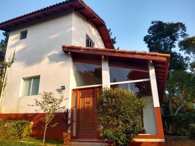 Casa com 500m² 3 quartos e 2 banheiros, à venda, no bairro Chácara Represinha em Cotia