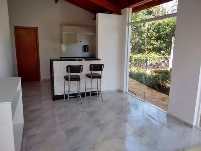 Casa com 500m² 3 quartos e 2 banheiros, à venda, no bairro Chácara Represinha em Cotia