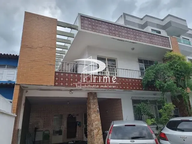 Casa com 304m² 3 quartos e 4 banheiros, à venda, no bairro Brasilândia em São Gonçalo