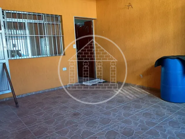 Casa com 125m² 2 quartos e 5 banheiros, à venda, no bairro Jardim Guarujá em São Paulo
