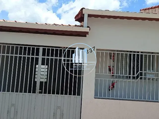 Casa com 120m² 2 quartos e 1 banheiro, à venda, no bairro Recantos dos Fernandes em Pouso Alegre