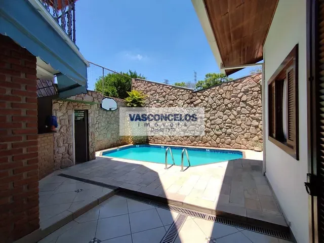 Casa com 300m² 3 quartos e 3 banheiros, à venda, no bairro Cidade Vista Verde em São José dos Campos