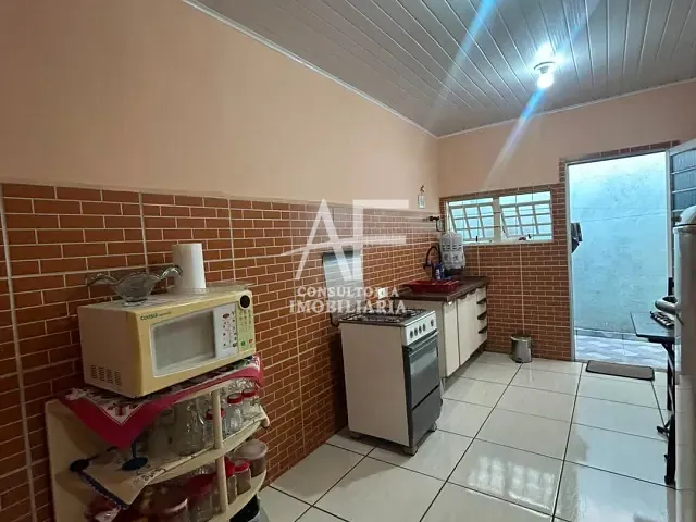 Casa 3 quartos e 2 banheiros, à venda, no bairro Centro em Taubaté