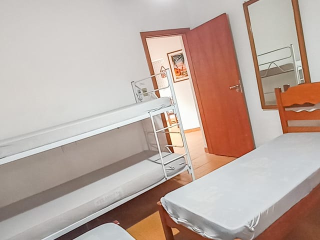 Casa com 324m² 3 quartos e 2 banheiros, à venda, no bairro Centro em Bertioga