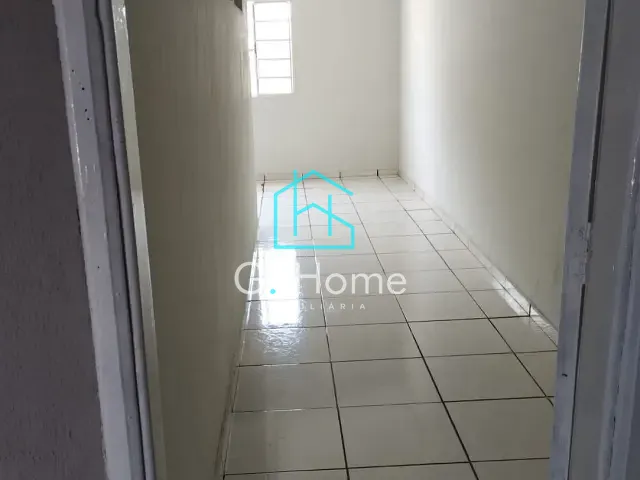 Casa com 198m² 2 quartos e 2 banheiros, à venda, no bairro Conjunto Semiramis Barros Braga em Londrina