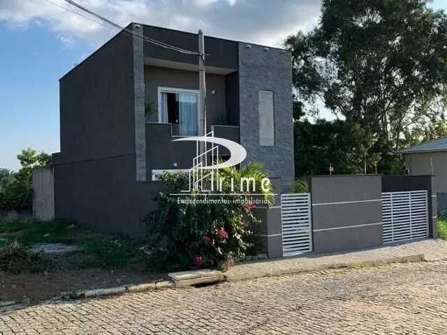 Casa com 200m² 3 quartos e 3 banheiros, à venda, no bairro Bela Vista em Itaboraí