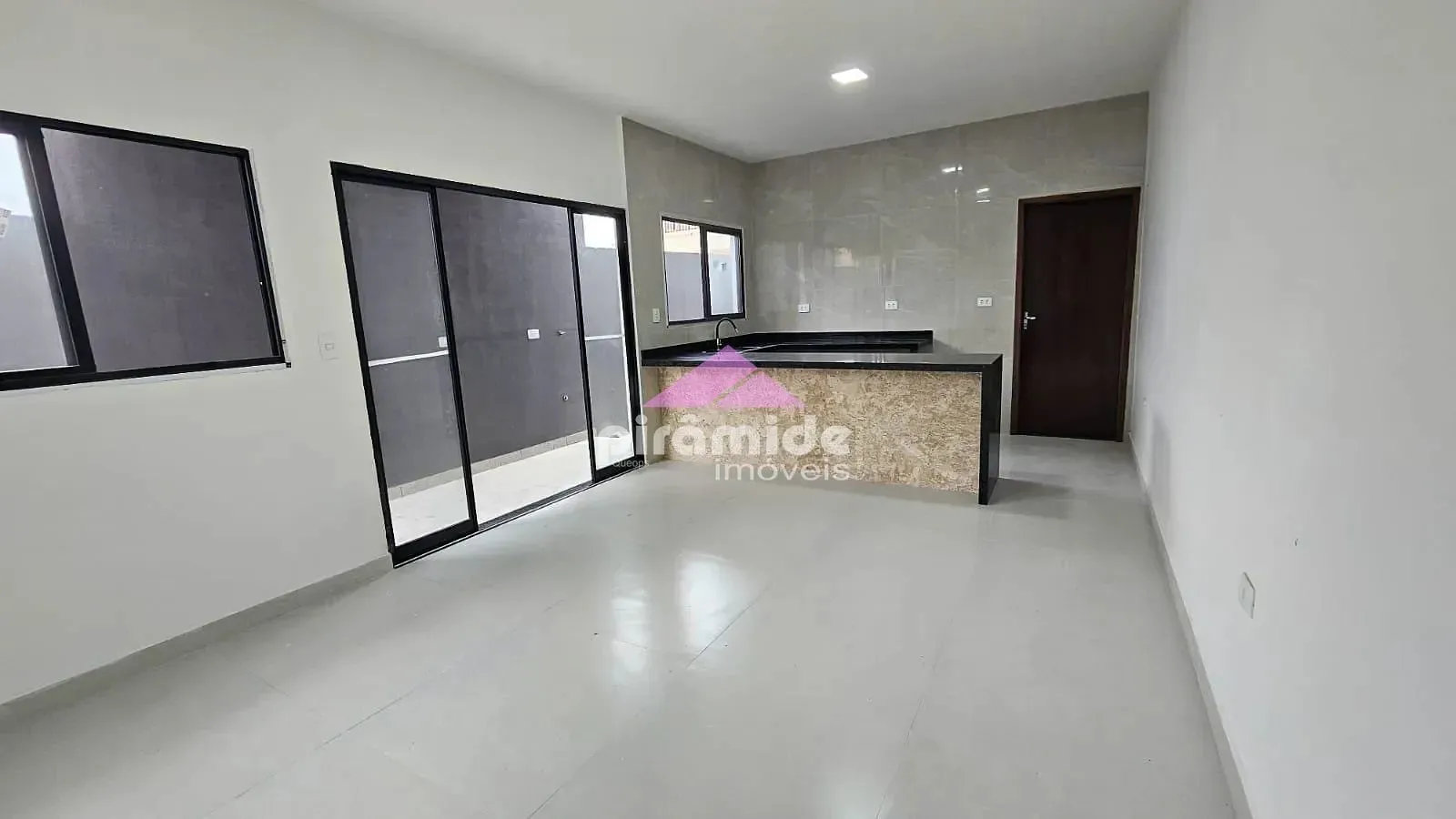 Casa, 2 quartos, 67 m² - Foto 3