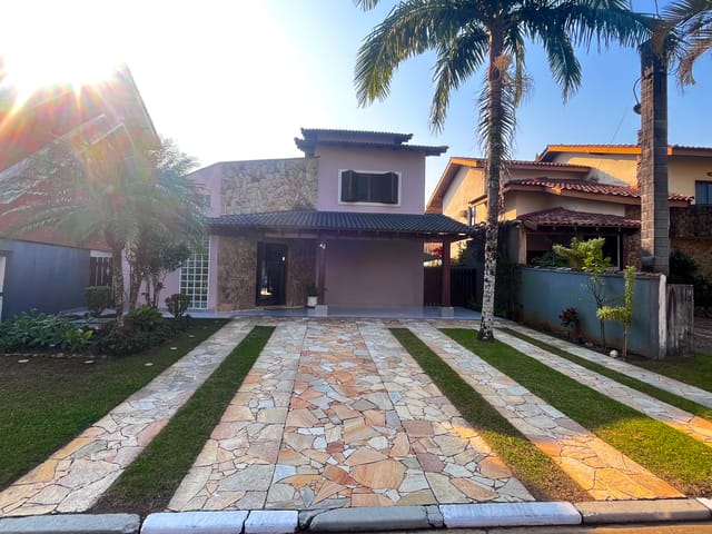Casa com 577m² 3 quartos e 4 banheiros, à venda, no bairro Maitinga em Bertioga
