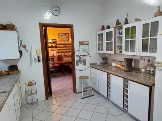 Casa com 480m² 5 quartos e 5 banheiros, à venda, no bairro Portal das Colinas em Guaratinguetá
