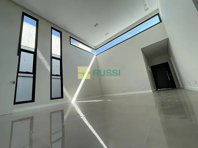Casa com 307m² 3 quartos e 3 banheiros, à venda, no bairro Jardim Jacinto em Jacareí
