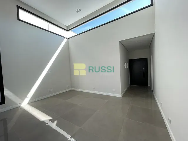 Casa com 307m² 3 quartos e 3 banheiros, à venda, no bairro Jardim Jacinto em Jacareí