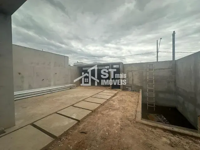 Casa com 200m², à venda, no bairro Jardim Lima em Andradas