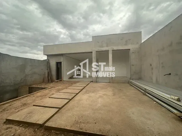 Casa com 200m², à venda, no bairro Jardim Lima em Andradas