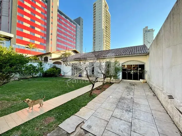 Casa 3 quartos e 1 banheiro, para alugar, no bairro Centro em Chapecó