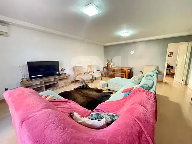 Casa 3 quartos e 1 banheiro, para alugar, no bairro Centro em Chapecó