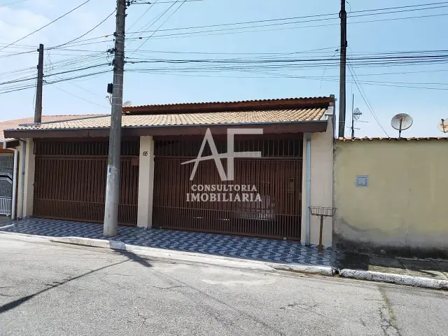 Casa com 248m² 4 quartos e 3 banheiros, à venda, no bairro Parque Residencial Flor do Vale em Tremembé
