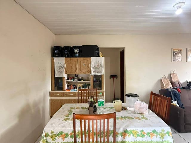 Casa com 76m² 3 quartos e 2 banheiros, à venda, no bairro Cará-cará em Ponta Grossa