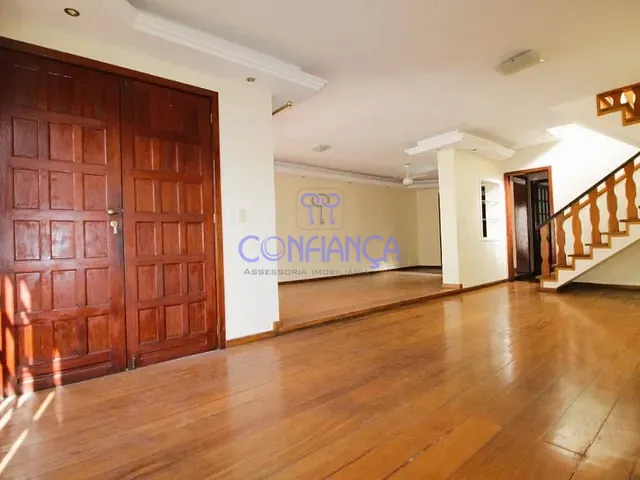 Casa com 350m² 3 quartos e 1 banheiro, à venda, no bairro Campo Grande em Rio de Janeiro