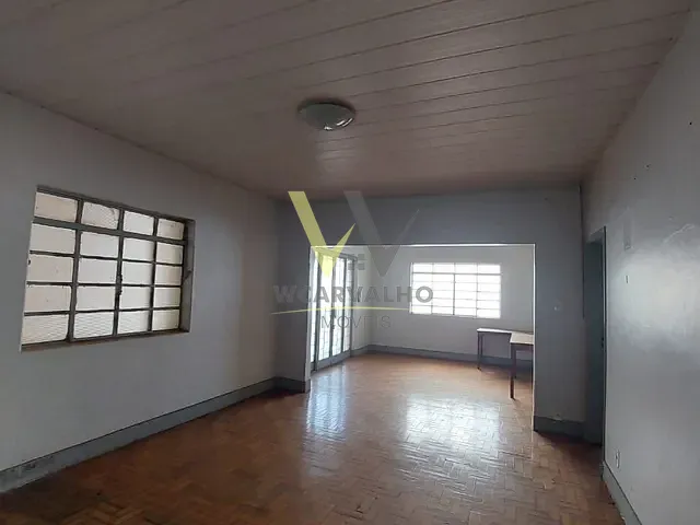 Casa com 495m² 4 quartos e 2 banheiros, à venda, no bairro Centro em Anápolis