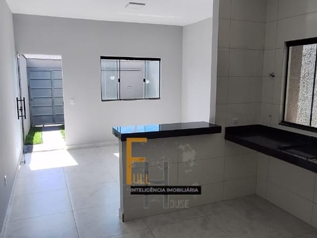 Casa com 125m² 2 quartos e 2 banheiros, à venda, no bairro Residencial Buena Vista I em Goiânia
