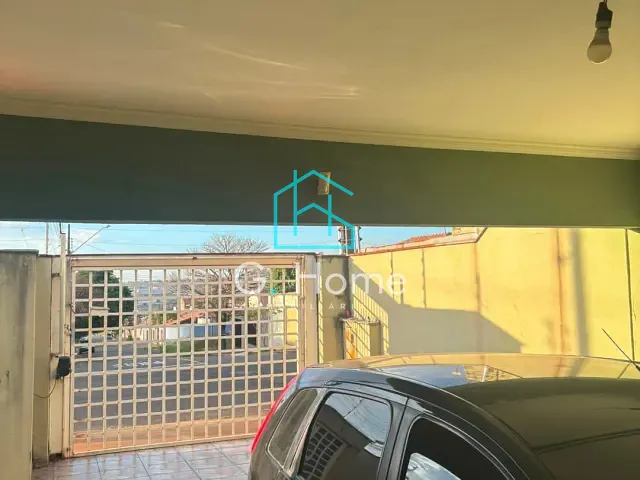 Casa com 250m² 3 quartos e 3 banheiros, à venda, no bairro Pacaembu em Londrina