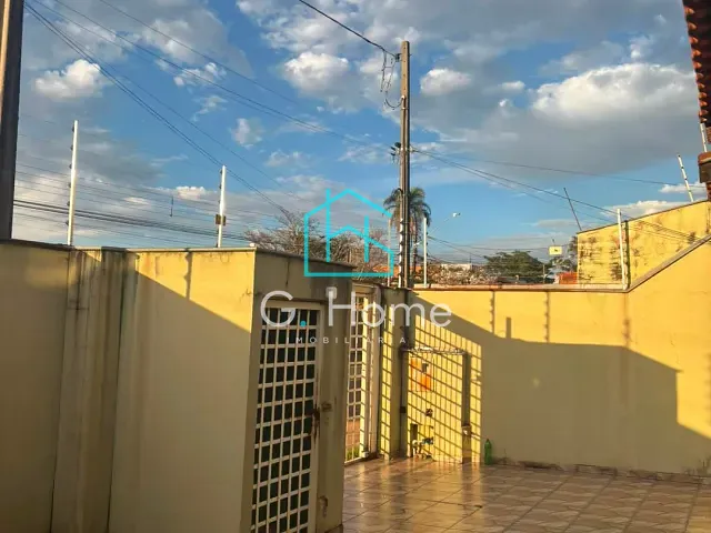 Casa com 250m² 3 quartos e 3 banheiros, à venda, no bairro Pacaembu em Londrina