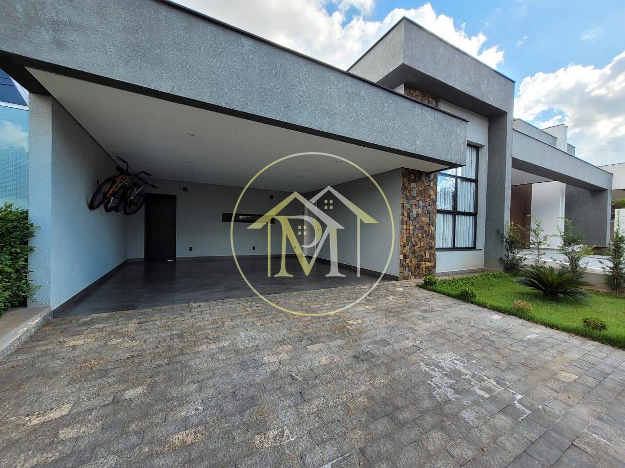 Casa, 3 quartos, 176 m² - Foto 1