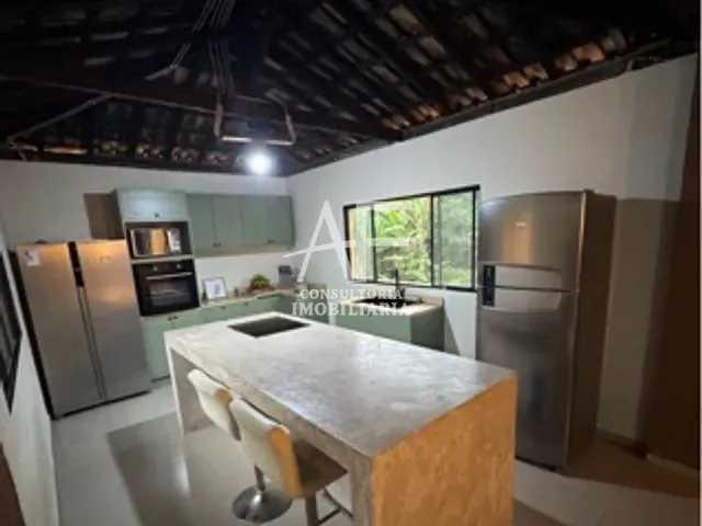 Casa com 20000m² 3 quartos e 4 banheiros, à venda, no bairro Centro em Taubaté