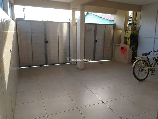 Casa com 230m² 3 quartos e 3 banheiros, à venda, no bairro Parque Jóquei Club em Campos dos Goytacazes