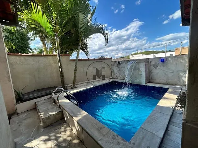 Casa 3 quartos e 2 banheiros, à venda, no bairro Residencial Santa Bárbara em Guaratinguetá