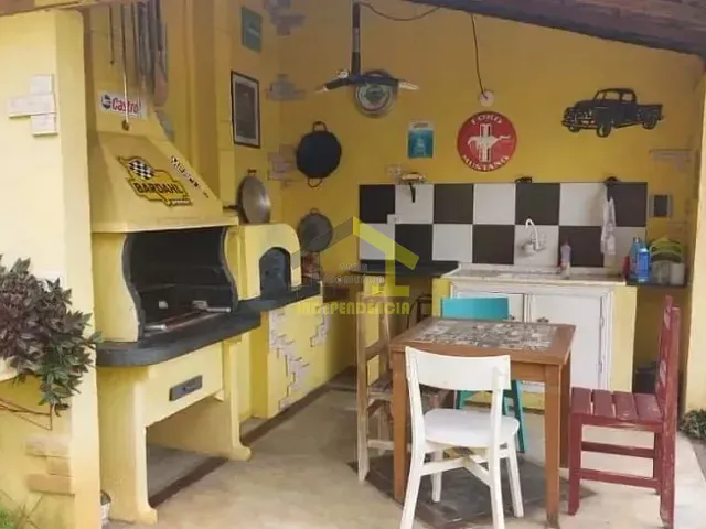 Casa com 600m² 3 quartos e 4 banheiros, à venda, no bairro Jardim do Golf I em Jandira