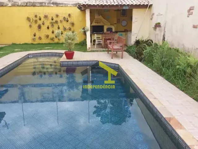 Casa com 600m² 3 quartos e 4 banheiros, à venda, no bairro Jardim do Golf I em Jandira