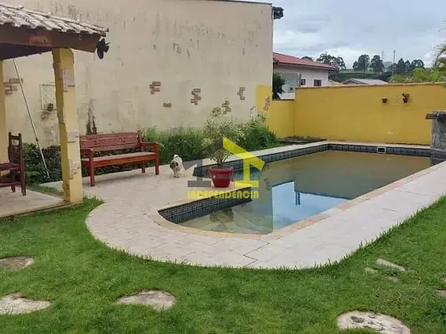 Casa com 600m² 3 quartos e 4 banheiros, à venda, no bairro Jardim do Golf I em Jandira