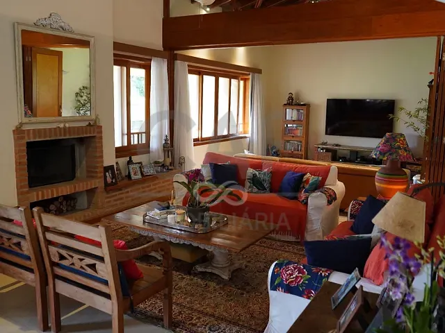 Casa com 5141m² 6 quartos e 11 banheiros, à venda, no bairro Condomínio Fazenda Duas Marias em Holambra