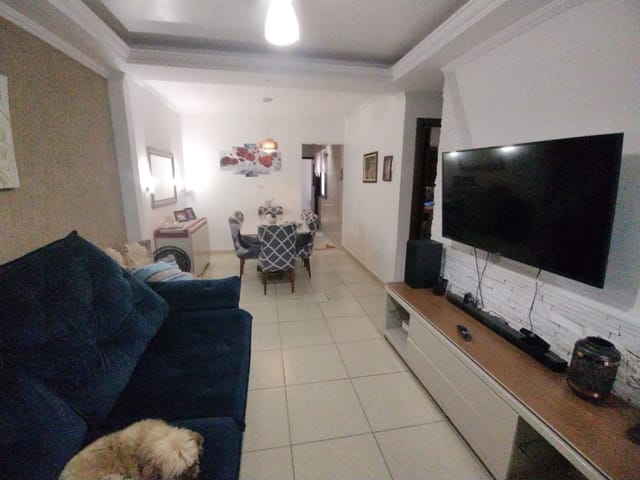 Casa com 188m² 2 quartos e 1 banheiro, à venda, no bairro Piracangaguá (Jardim dos Pássaros) em Taubaté
