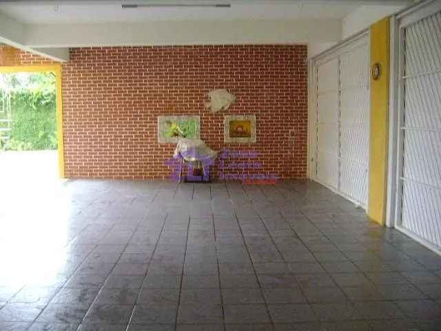 Casa com 1080m² 6 quartos e 2 banheiros, à venda, no bairro Praia do Indaiá em Bertioga