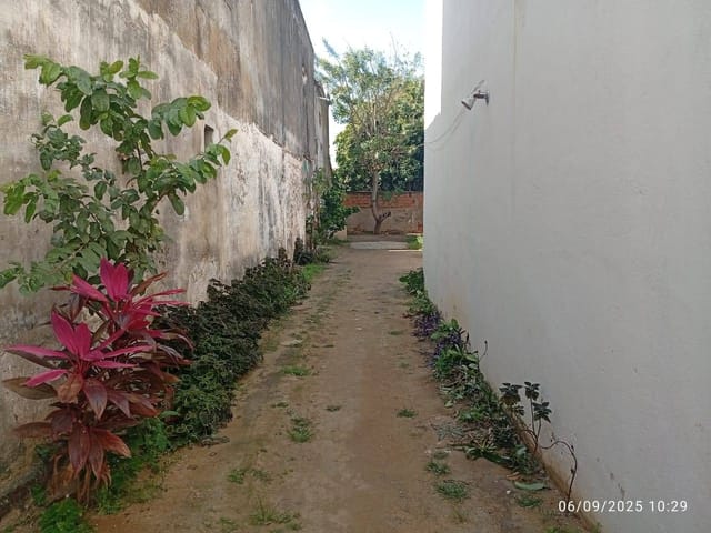Casa com 290m² 2 quartos e 2 banheiros, à venda, no bairro Parque Turf Club em Campos dos Goytacazes