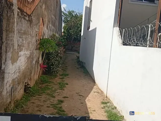 Casa com 290m² 2 quartos e 2 banheiros, à venda, no bairro Parque Turf Club em Campos dos Goytacazes