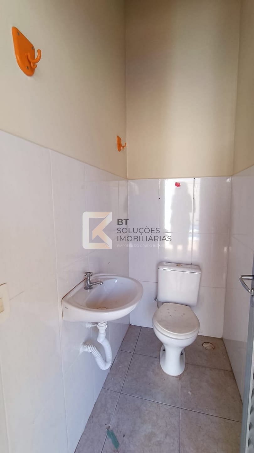 Casa para alugar com 3 quartos, 160m² - Foto 34