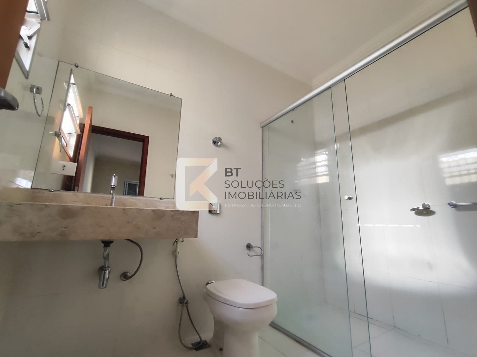 Casa para alugar com 3 quartos, 160m² - Foto 31