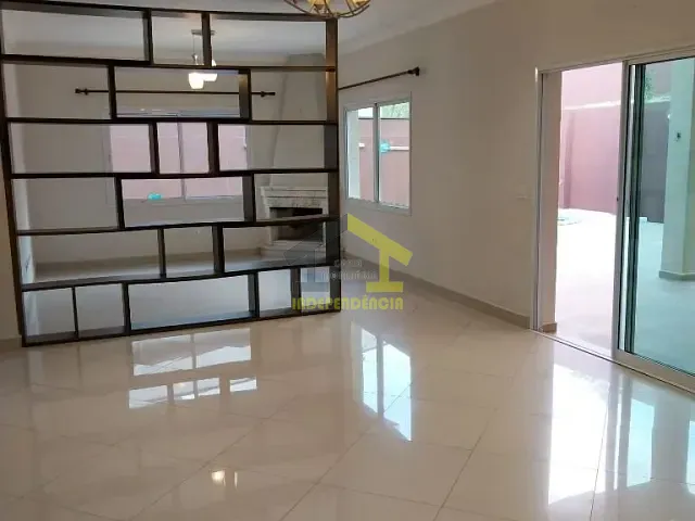 Casa com 600m² 4 quartos e 6 banheiros, à venda, no bairro Jardim do Golf I em Jandira