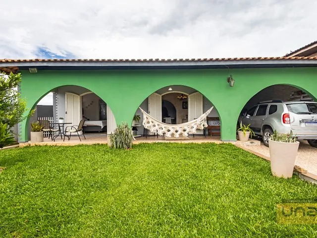 Casa com 468m² 3 quartos e 3 banheiros, à venda, no bairro Ferraria em Campo Largo